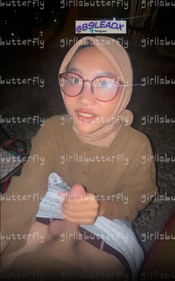 Bokep Bocil Hijab Sepong Kontol Pacarnya Di Tempat Pemancingan – xmontoX